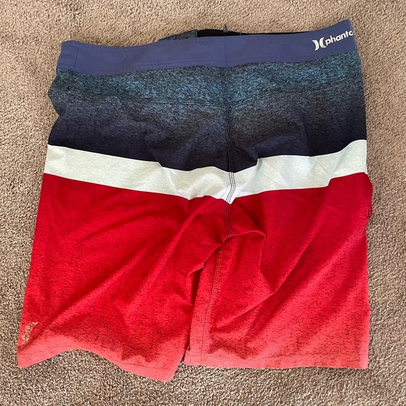 Hurley Phantom Board shorts - Picture 2 of 3